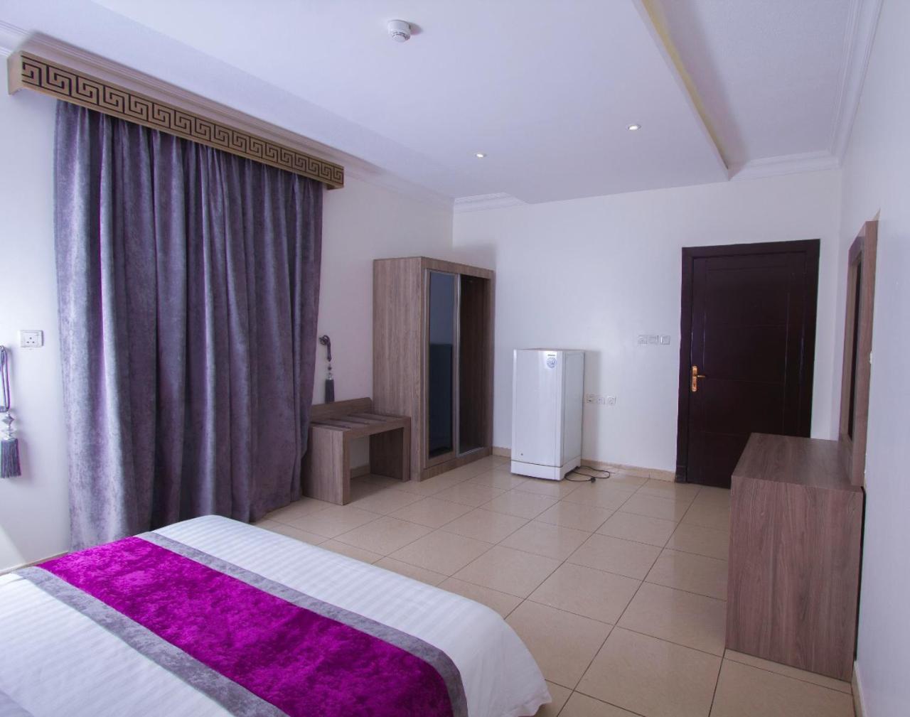 Almakan Hotel 107 Riyad Dış mekan fotoğraf